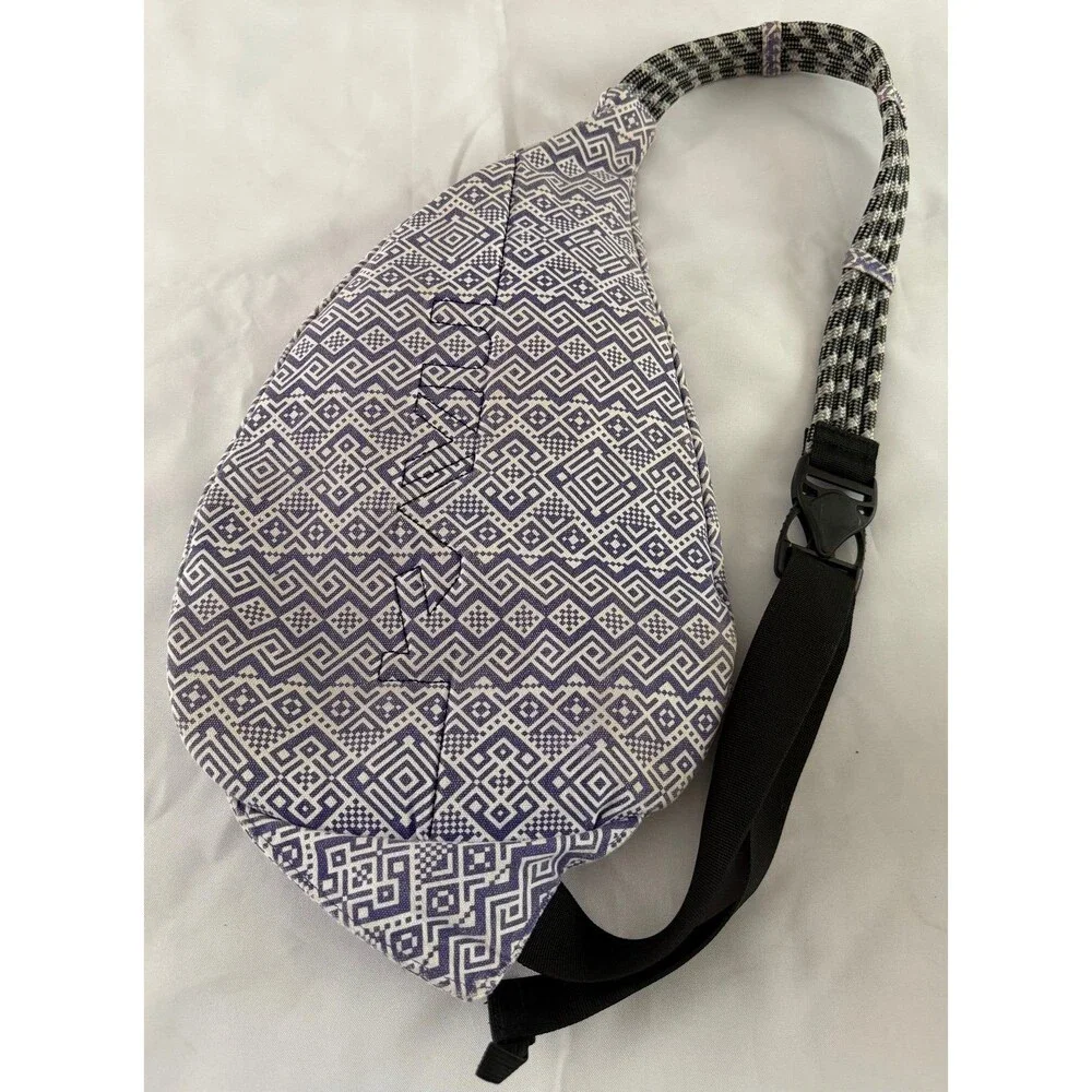 Kavu Backpacks Purple and White Geometric Sling Bag